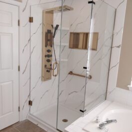 CalcGold-Shower-Panel-with-Custom-Glass