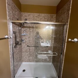 GL-Canyon-Rock-12x12-Glass-Shower
