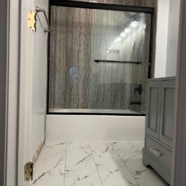 Quartz -Marble-Bathroom-Floor