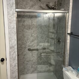 Arctic-Ice-with-Trim-On-Top-Glass-Shower-scaled